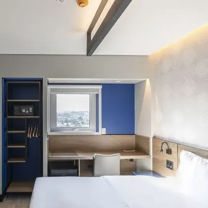 Standard Tek Büyük Yataklı Oda