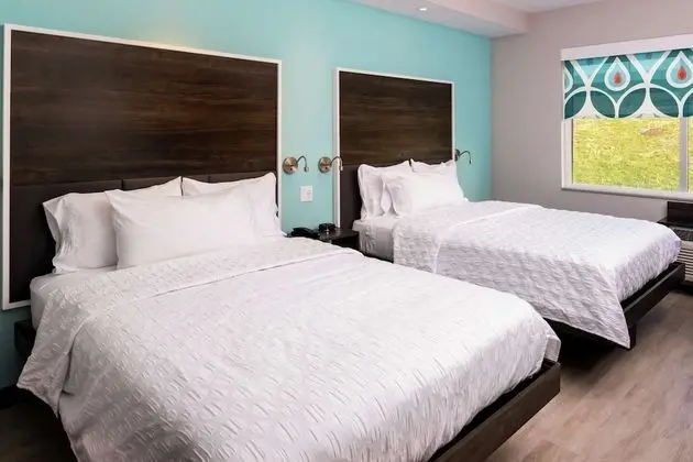 Oda, 2 Büyük (Queen) Boy Yatak, Engellilere Uygun (Hearing)