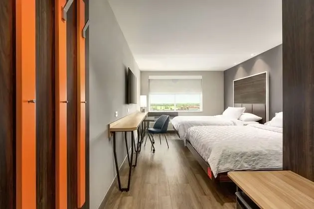 Oda, 2 Büyük (Queen) Boy Yatak, Engellilere Uygun (Hearing)