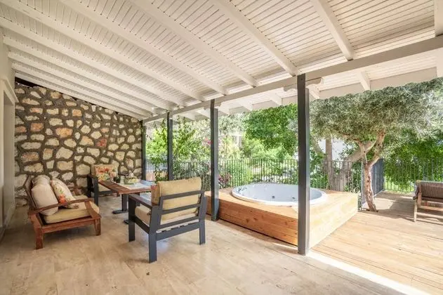 Villa 4+1 Oda, Deniz Manzaralı