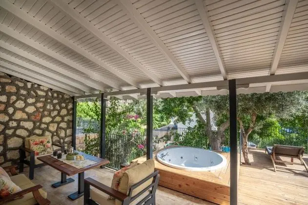 Villa 4+1 Oda, Deniz Manzaralı