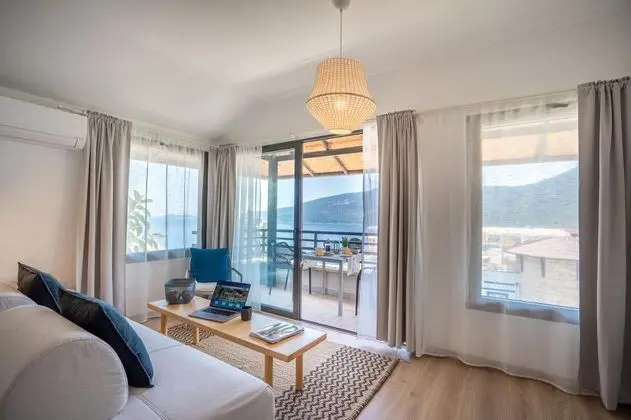 Çatı Katı Standart Oda, Deniz Manzaralı