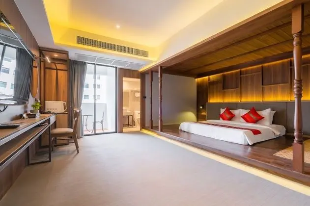 Deluxe Oda, 1 En Büyük (King) Boy Yatak, Balkon