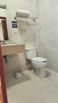 Tek Büyük Yataklı Oda, 2 Çift Kişilik Yatak