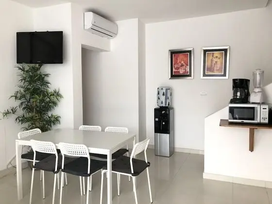 Deluxe Çatı Katı Süiti (Penthouse), 3 Yatak Odası, Havuz Manzaralı, Denize Sıfır