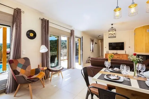 Family Villa, 4 Yatak Odası, Kişiye Özel Havuzlu