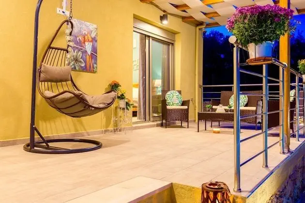 Family Villa, 4 Yatak Odası, Kişiye Özel Havuzlu