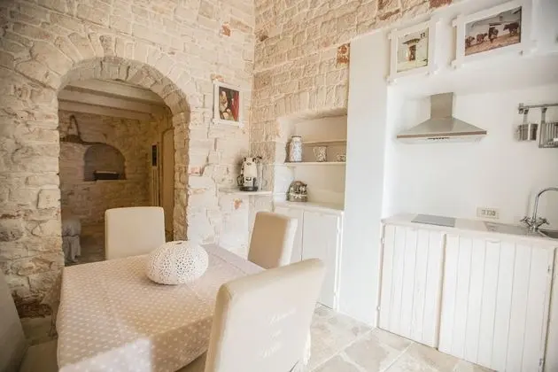 Romantic Süit (Il Trullo della Massaia)