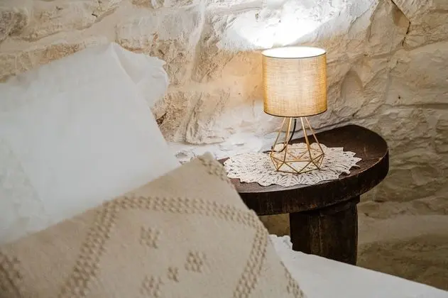 Tek Büyük Yataklı Oda, Havuz Manzaralı (Trullo Pirandello)