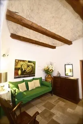 Family Oda (Trullo)