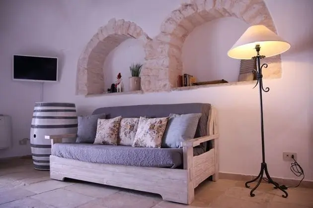 Family Oda (Trullo)