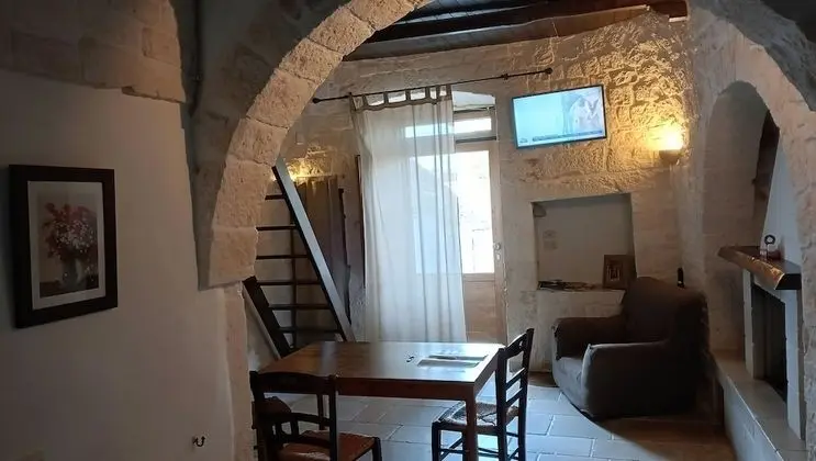 Süit (Trullo Via Monte Pasubio, 13)
