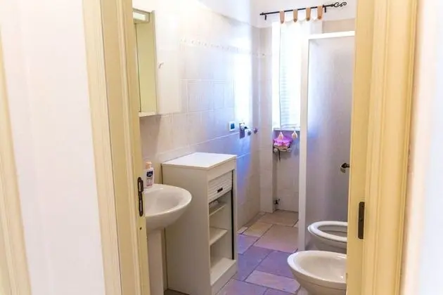 Apart Daire, 5 Yatak Odası