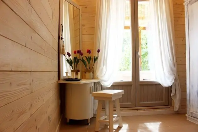 Ev, 1 Yatak Odası, Balkon, Bahçe Manzaralı