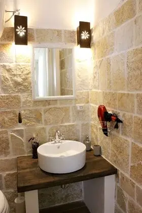 Ev, 1 Yatak Odası, Balkon, Bahçe Manzaralı