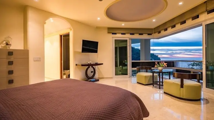 Villa, Birden Çok Yatak Odası, Balkon
