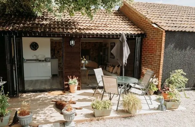 Apart Daire, Özel Banyo (Cherry)