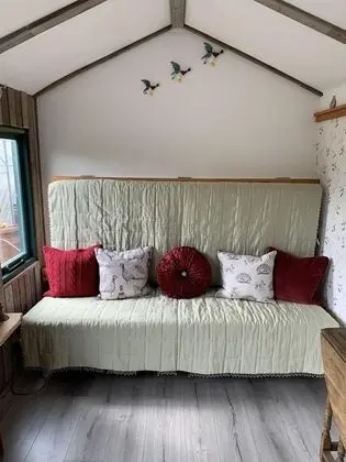 Comfort Kulübe, Özel Banyo (Cherry Pickers)