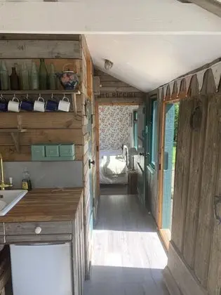 Comfort Kulübe, Özel Banyo (Cherry Pickers)