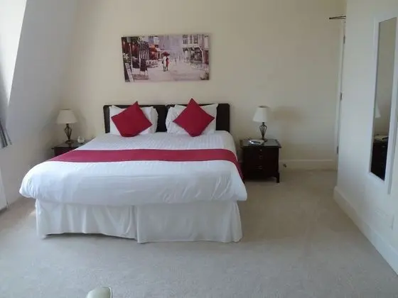 Deluxe Tek Büyük veya İki Ayrı Yataklı Oda (Room 2)