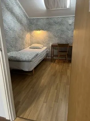Tek Kişilik Oda, Ortak Banyo