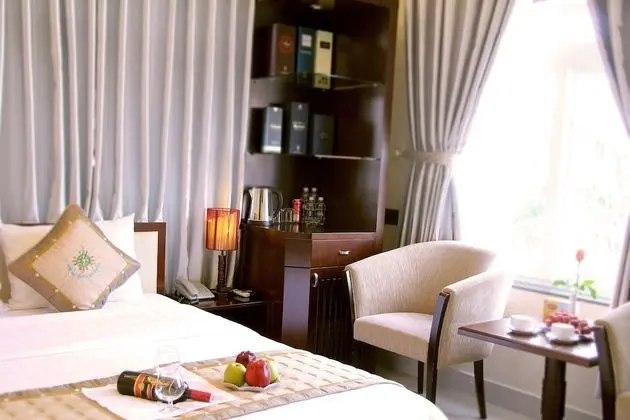 Deluxe Tek Büyük Yataklı Oda