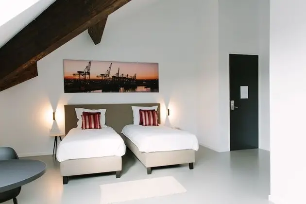 Standard Tek Büyük veya İki Ayrı Yataklı Oda