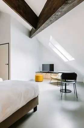 Standard Tek Büyük veya İki Ayrı Yataklı Oda