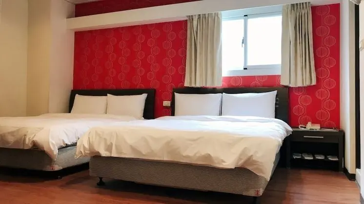 Classic Dört Kişilik Oda, 2 Çift Kişilik Yatak, Küvet, Şehir Manzaralı