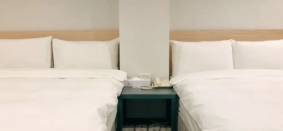Classic Dört Kişilik Oda, 2 Çift Kişilik Yatak, Küvet, Şehir Manzaralı