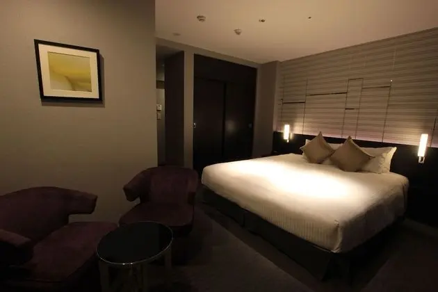 Deluxe Tek Büyük Yataklı Oda, Sigara İçilebilir