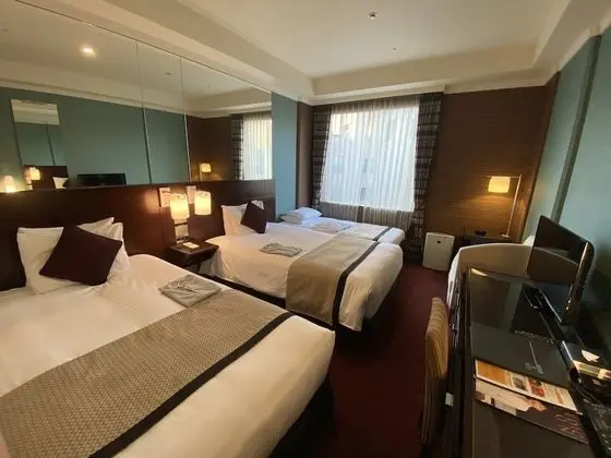Üç Kişilik Oda, Sigara İçilebilir (With 1 extra bed)