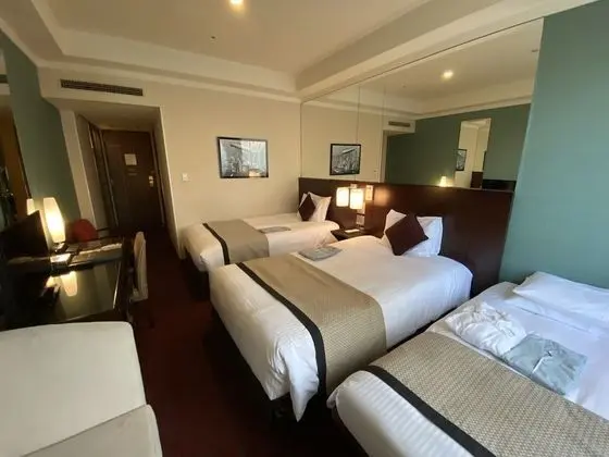 Üç Kişilik Oda, Sigara İçilebilir (With 1 extra bed)