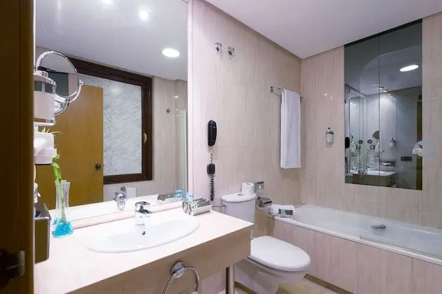 Premium Oda, Teras