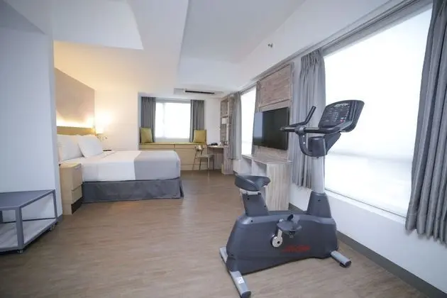 Oda, 1 Büyük (Queen) Boy Yatak (Fitness Room)