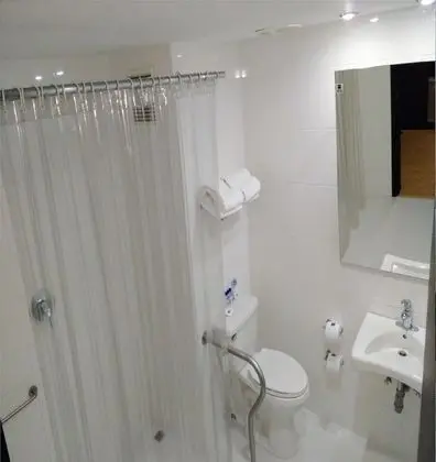 Premium Tek Büyük Yataklı Oda