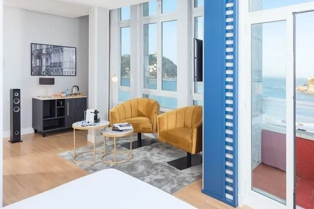 Junior Süit, Teras, Deniz Manzaralı