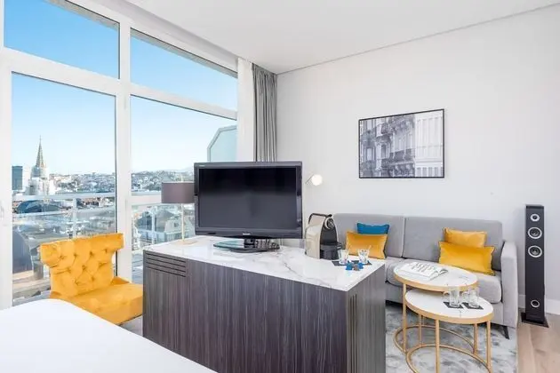 Junior Suite Triple with Terrace