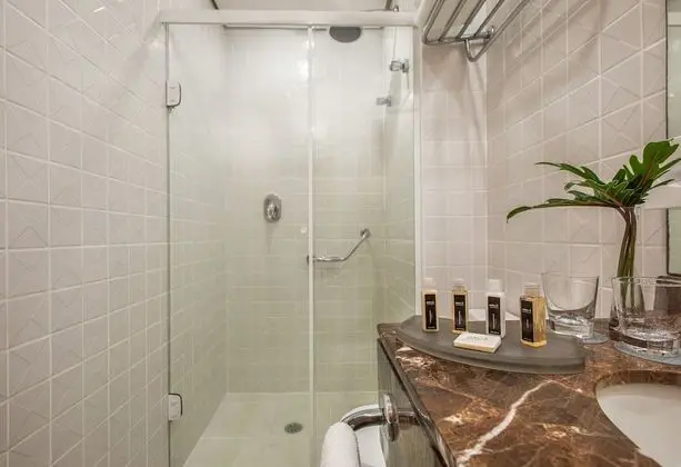 Premium Üç Kişilik Oda (with double and individual beds)