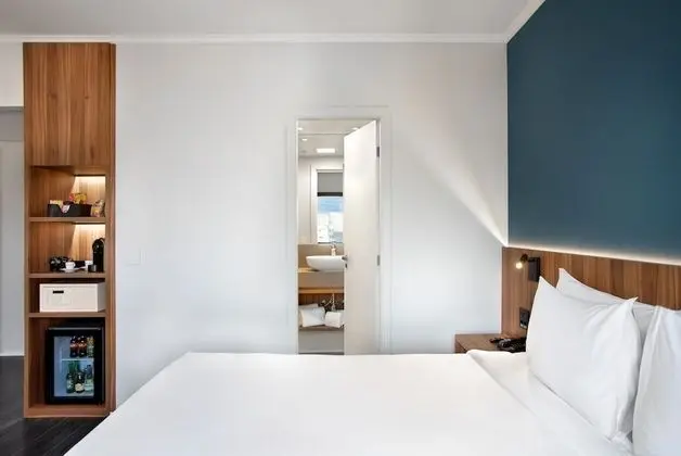 Innside King Room