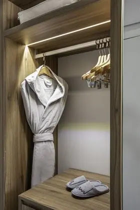 Innside King Room