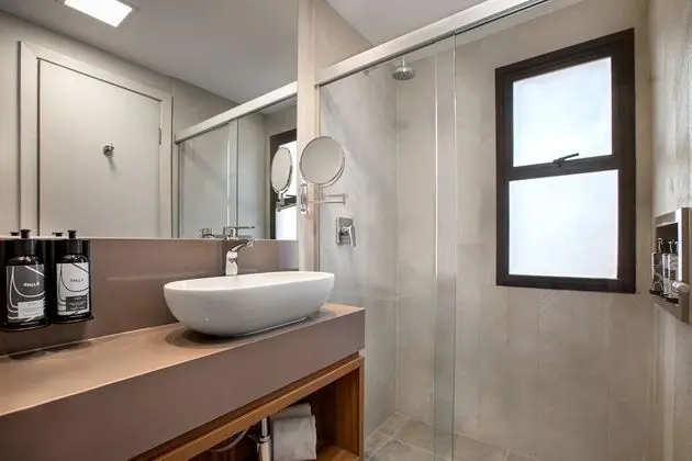 Innside King Room