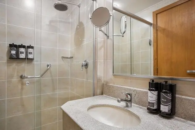 Innside Queen Room