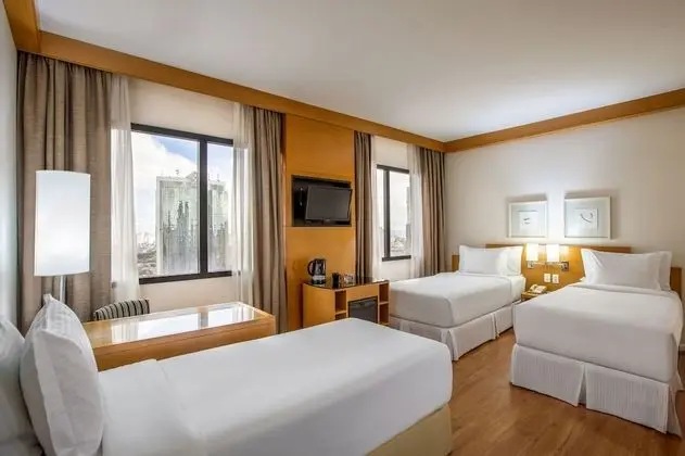 Premium Triple Twin Room