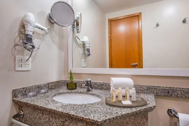 Premium Triple Twin Room