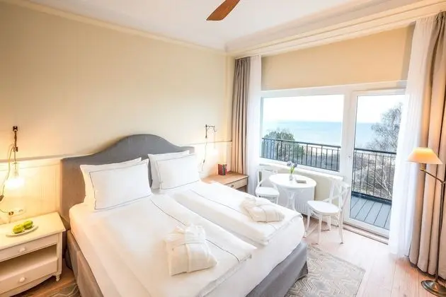 Deluxe Tek Büyük Yataklı Oda, Balkon, Deniz Manzaralı