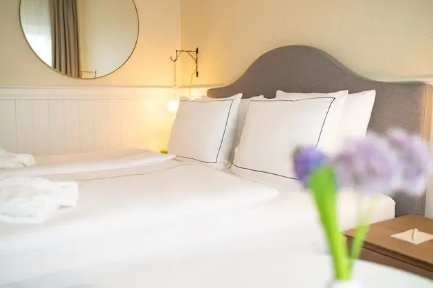 Deluxe Tek Büyük Yataklı Oda, Balkon, Deniz Manzaralı