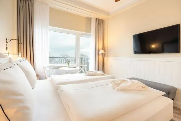 Deluxe Tek Büyük Yataklı Oda, Balkon, Deniz Manzaralı