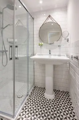 Deluxe Tek Büyük Yataklı Oda, Balkon, Deniz Manzaralı