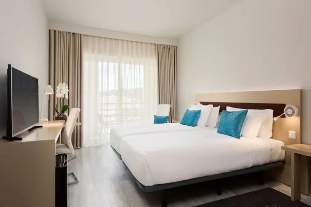 Deluxe Oda, 1 Çift Kişilik Yatak, Sigara İçilmez (Village View)